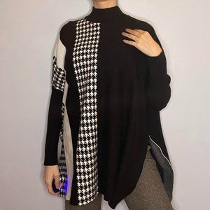 houndstooth striped turtleneck sweater